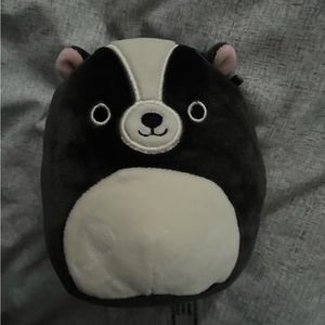 SKUNK SQUISHMELLOW SKYLER